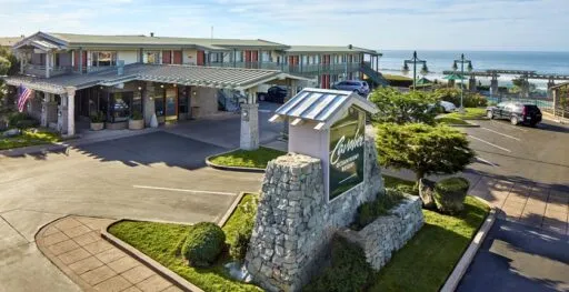 San Simeon Hotels