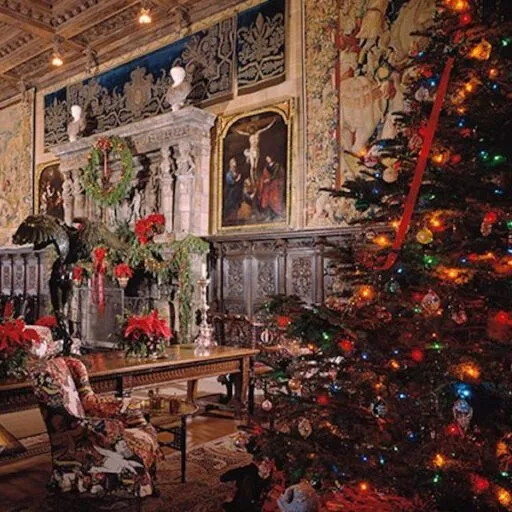 Holiday Tours at Hearst Castle