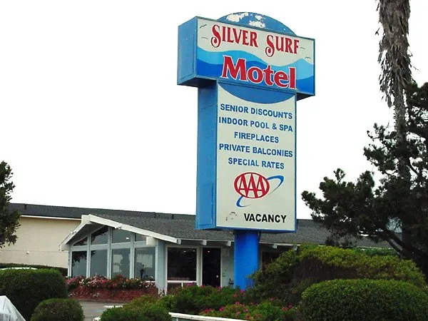 Silver Surf Motel