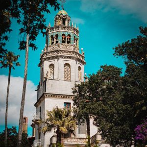 @visuals_of_hr – Kiana Cooper visuals_of_hr