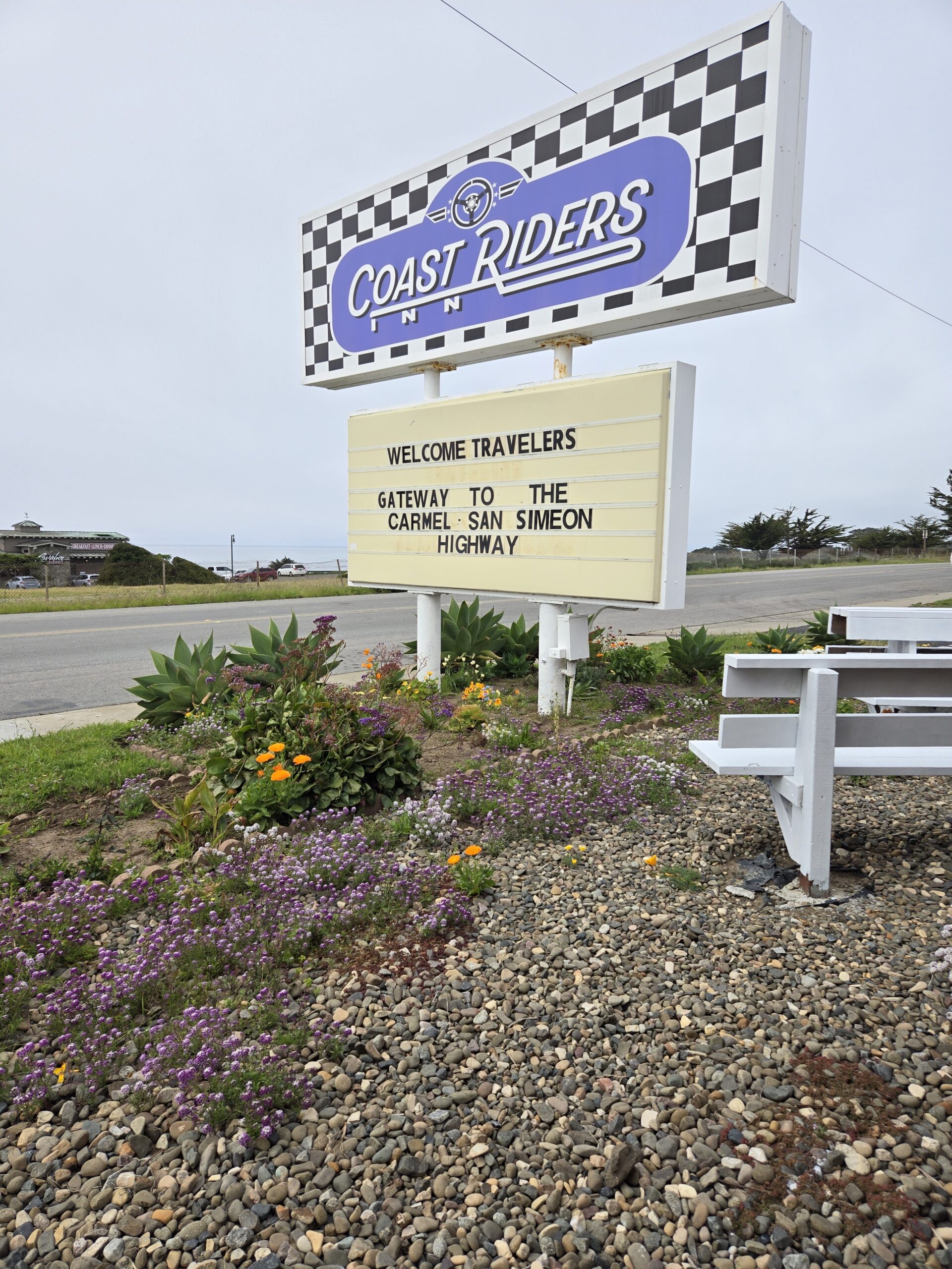 Links to Coast Riders Inn